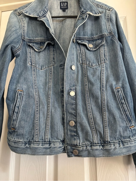 GAP Jackets & Blazers - Gap Denim Jacket - Medium